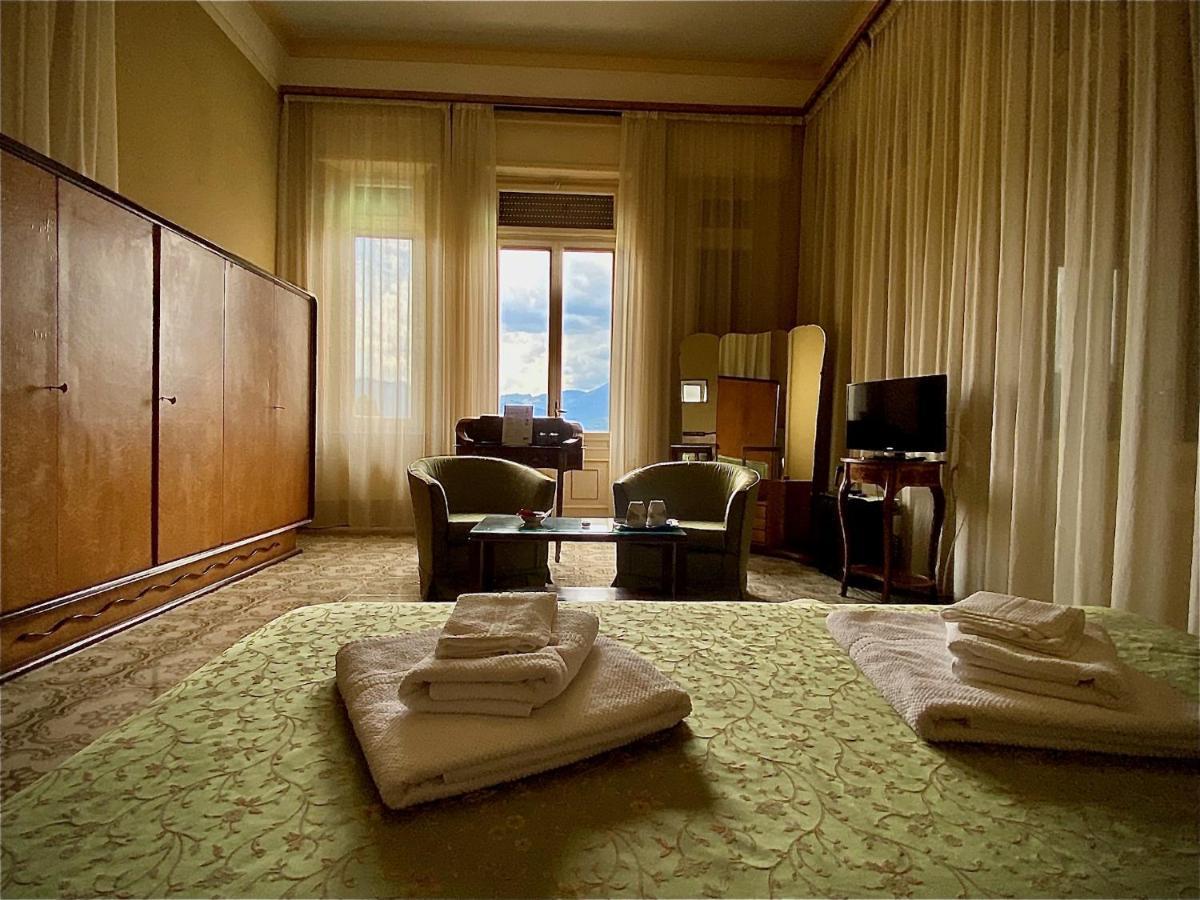 Villa Moorings バルガ 部屋 写真